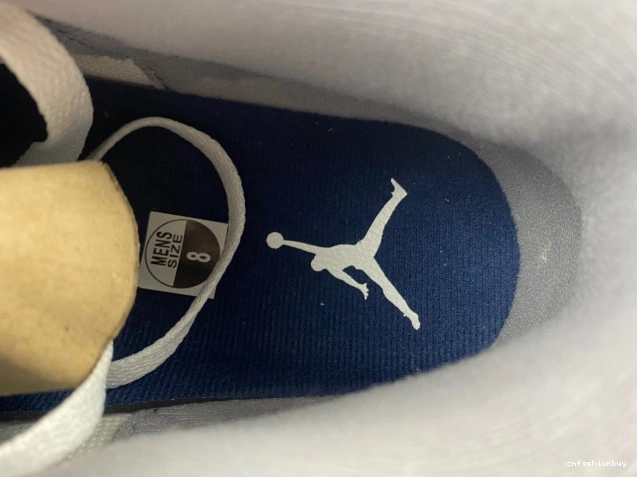 3 CT8532-140 Midnight Navy Jordan Air 0717